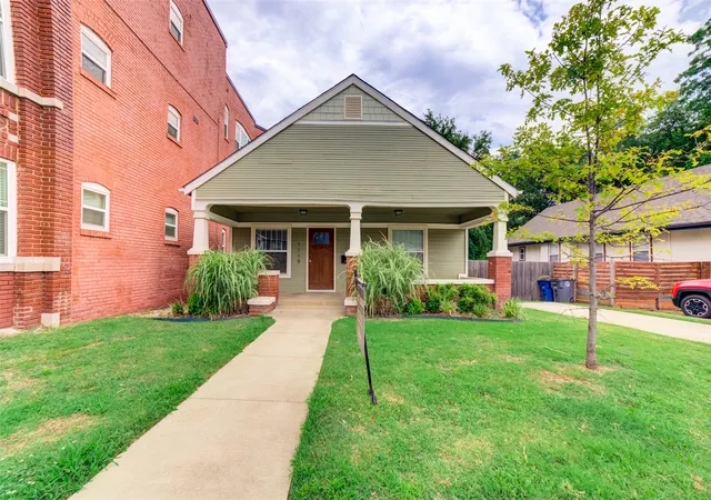 Single family home for sale at 1119 N Main St, Tulsa, OK 74106 | MLS# 2632124