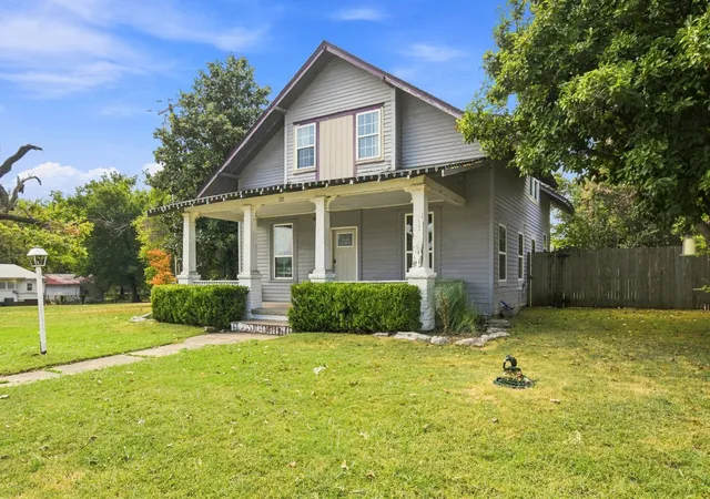 Photo 2 of Single family home for sale at 321 S Broadway St, Haskell, OK 74436 | MLS# 2631643 | Listing updated on 2026-09-08