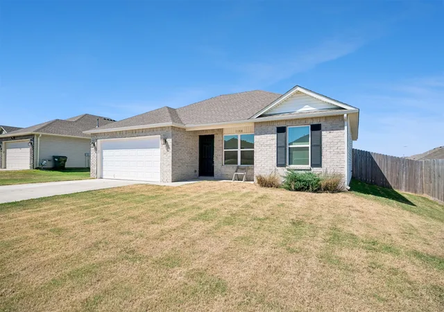 Photo 2 of Single family home for sale at 1108 W Abilene Rd, Claremore, OK 74019 | MLS# 2632687 | Listing updated on 2026-09-08