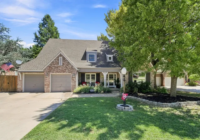 Photo 3 of Single family home for sale at 8909 N 104th Eastavenue W, Owasso, OK 74055 | MLS# 2631604 | Listing updated on 2026-09-28