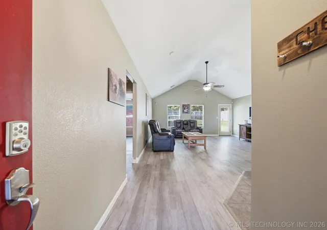 Photo 4 of Single family home for sale at 27172 E 123rd Place S, Coweta, OK 74429 | MLS# 2632013 | Listing updated on 2026-09-05