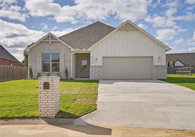 Photo 3 of Single family home for sale at 4230 Village Park Dr, Skiatook, OK 74070 | MLS# 2632878 | Listing updated on 2026-10-27