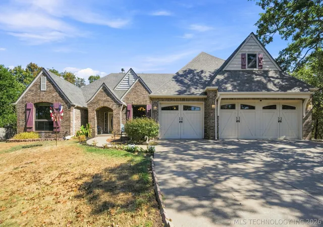 Single family home for sale at 4975 Woodland Dr, Skiatook, OK 74070 | MLS# 2632650