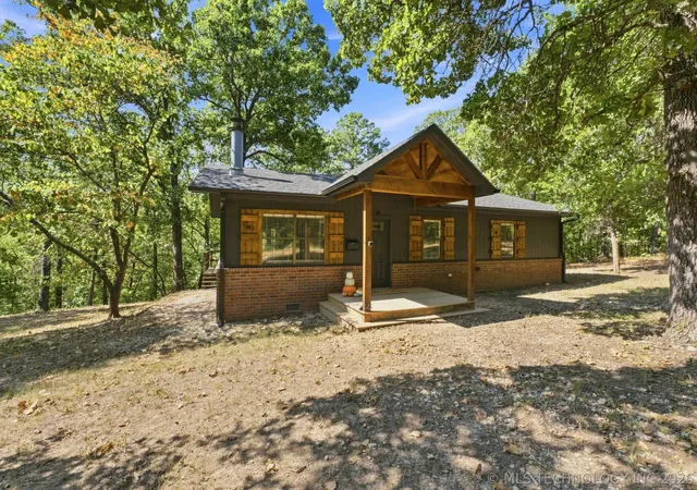 Single family home for sale at 1029 Country Clb Rd, Eucha, OK 74342 | MLS# 2632649