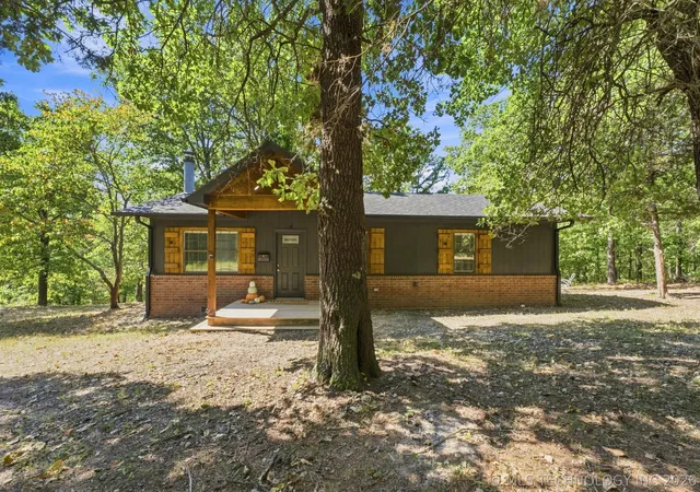 Photo 3 of Single family home for sale at 1029 Country Clb Rd, Eucha, OK 74342 | MLS# 2632649 | Listing updated on 2026-09-06