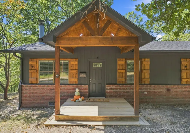 Photo 3 of Single family home for sale at 1029 Country Clb Rd, Eucha, OK 74342 | MLS# 2632649 | Listing updated on 2026-09-06