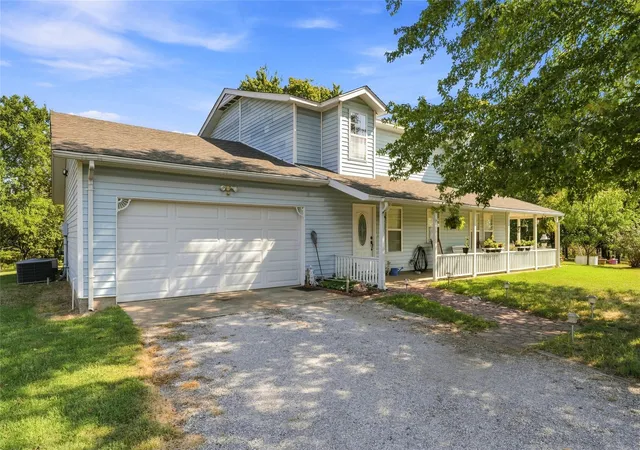 Photo 3 of Single family home for sale at 3101 Stanfield Rd, Sapulpa, OK 74066 | MLS# 2632806 | Listing updated on 2026-09-10