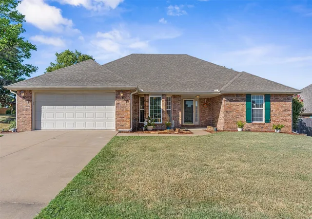 Photo 1 of Single family home for sale at 5633 Parkhill Ct, Bartlesville, OK 74006 | MLS# 2632782 | Listing updated on 2026-09-14