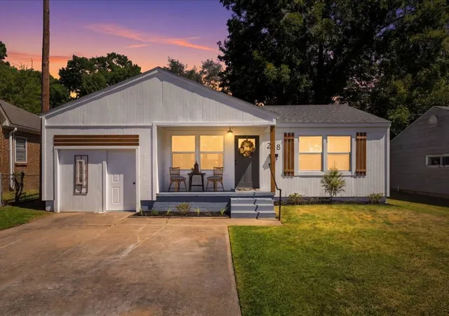 Photo 2 of Single family home for sale at 218 N 34th Street, Muskogee, OK 74401 | MLS# 2632273 | Listing updated on 2026-09-12