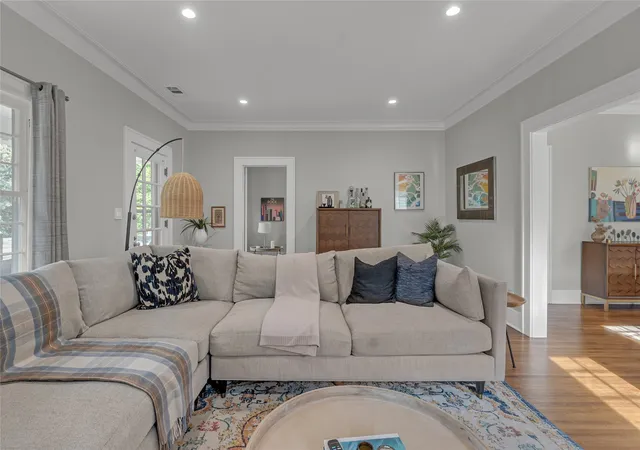 Photo 3 of Sale Pending at 1819 E 16th Place, Tulsa, OK 74104 | MLS# 2632613 | Listing updated on 2026-09-15