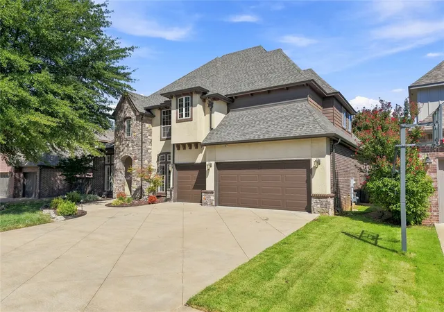 Photo 2 of Single family home for sale at 7327 E 112th Place S, Bixby, OK 74008 | MLS# 2632924 | Listing updated on 2026-09-15