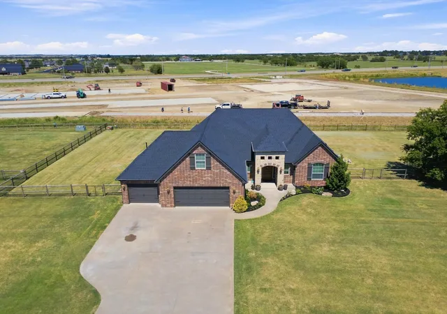 Photo 2 of Single family home for sale at 6075 E 145th Street N, Collinsville, OK 74021 | MLS# 2632933 | Listing updated on 2026-09-14