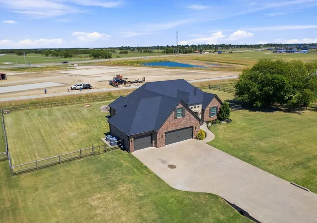 Photo 3 of Single family home for sale at 6075 E 145th Street N, Collinsville, OK 74021 | MLS# 2632933 | Listing updated on 2026-09-14