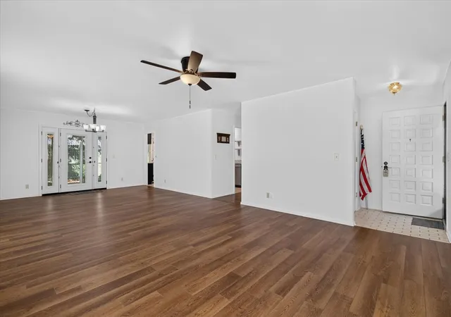 Listing Photo 5 - Condo for sale in building located at 21 SE Shadowlake Dr, Bartlesville, OK 74006 - Unit #21