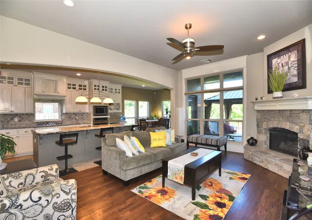 Photo 4 of Single family home for sale at 5916 S 13th Street, Broken Arrow, OK 74011 | MLS# 2632895 | Listing updated on 2026-09-12