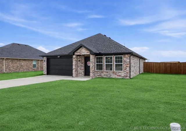 Photo 3 of Single family home for sale at 3439 Little John Dr, Durant, OK 74701 | MLS# 2632941 | Listing updated on 2026-09-05