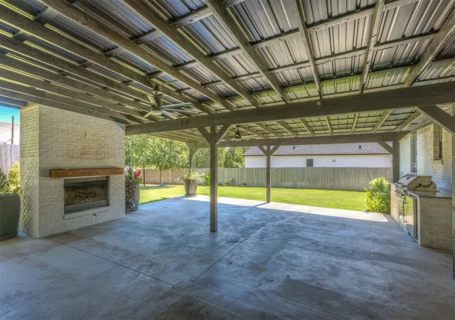 Photo 3 of Sale Pending at 2879 S Gary Ave, Tulsa, OK 74114 | MLS# 2632981 | Listing updated on 2026-09-14