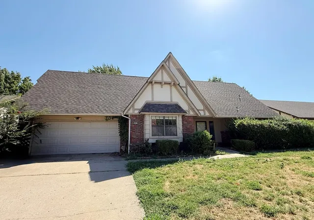 Photo 1 of Sale Pending at 6421 S 111th Eastavenue, Tulsa, OK 74133 | MLS# 2632989 | Listing updated on 2026-09-14
