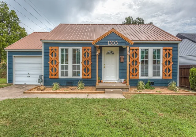 Photo 1 of Sale Pending at 1303 S Darlington Ave, Tulsa, OK 74112 | MLS# 2632979 | Listing updated on 2026-09-15