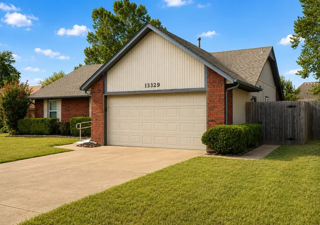 Photo 3 of Sale Pending at 13329 E 45th Street, Tulsa, OK 74134 | MLS# 2633019 | Listing updated on 2026-09-17