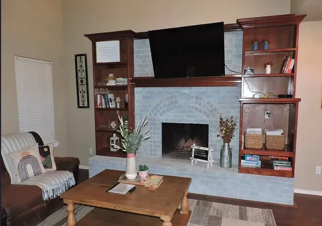 Photo 3 of Single family home for sale at 706 Nw Micklegate Blvd, Lawton, OK 73505 | MLS# 2632876 | Listing updated on 2026-09-08
