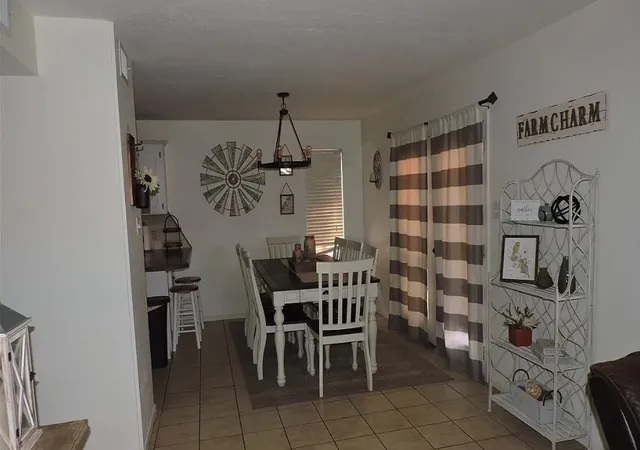 Photo 4 of Single family home for sale at 706 NW Micklegate Blvd, Lawton, OK 73505 | MLS# 2632876 | Listing updated on 2026-09-08