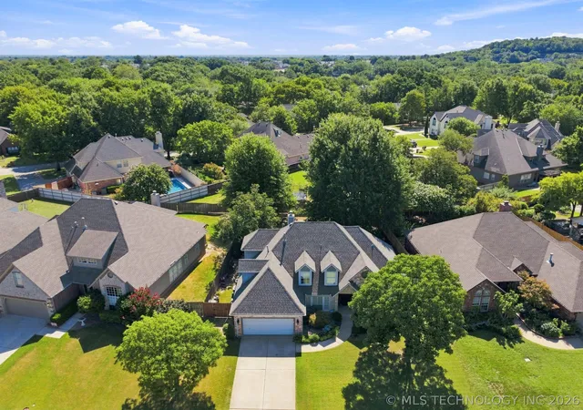 Photo 4 of Sale Pending at 7911 S Hudson Ave, Tulsa, OK 74136 | MLS# 2632880 | Listing updated on 2026-09-09
