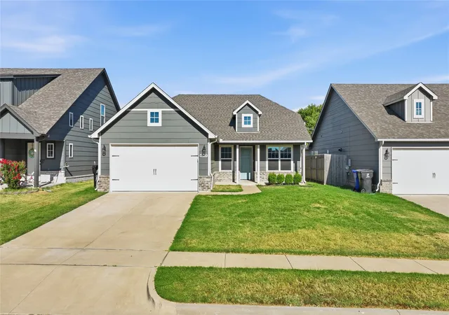 Photo 1 of Single family home for sale at 4013 N 36th Street, Broken Arrow, OK 74014 | MLS# 2633026 | Listing updated on 2026-09-14