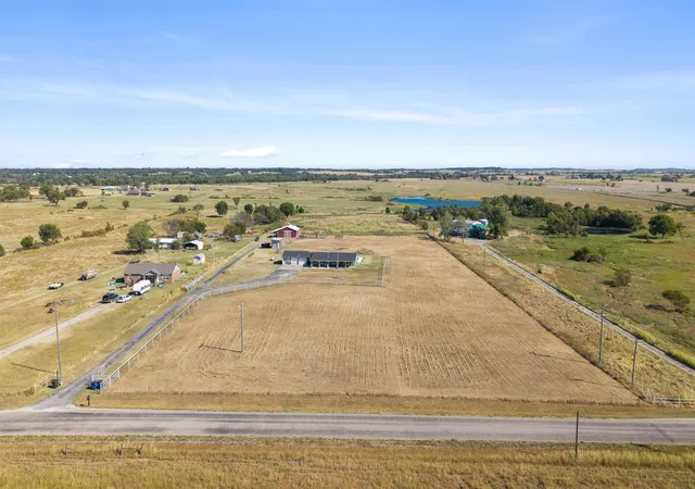 Photo 4 of Single family home for sale at 400690 W 1200 Road, Dewey, OK 74029 | MLS# 2627147 | Listing updated on 2026-09-06