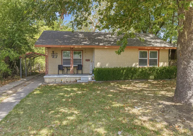 Photo 1 of Single family home for sale at 1807 7th Avenue Nw, Ardmore, OK 73401 | MLS# 2633030 | Listing updated on 2026-09-06