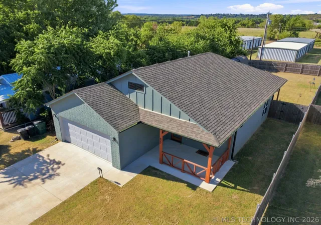Photo 2 of Sale Pending at 633 E Allen St, Kellyville, OK 74039 | MLS# 2631811 | Listing updated on 2026-10-06