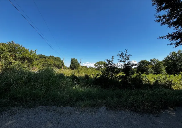 Photo 1 of Land for sale at 000 East 1140 Rd, Muldrow, OK 74948 | MLS# 2633045 | Listing updated on 2026-09-17
