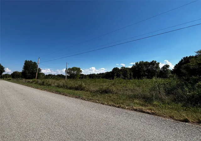 Photo 4 of Land for sale at 000 East 1140 Rd, Muldrow, OK 74948 | MLS# 2633045 | Listing updated on 2026-09-17