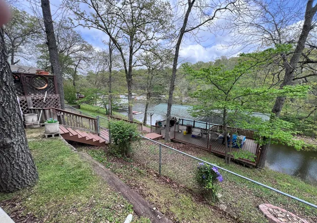 Photo 1 of Single family home for sale at 464 Lakeside Dr, Eucha, OK 74342 | MLS# 2633038 | Listing updated on 2026-09-09