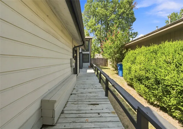 Photo 3 of Single family home for sale at 9204 S Maplewood Ave, Tulsa, OK 74137 | MLS# 2632596 | Listing updated on 2026-09-14