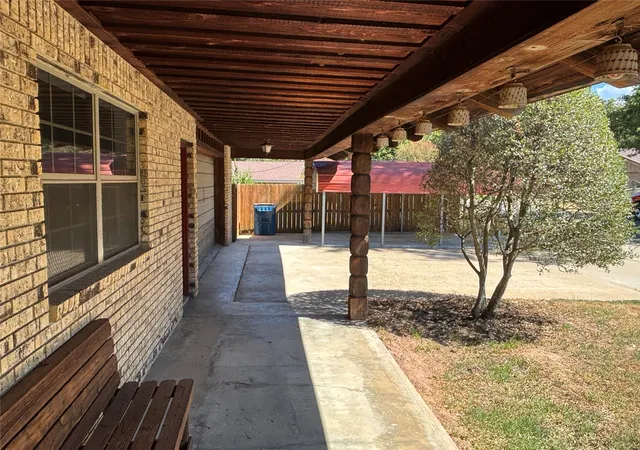 Photo 4 of Single family home for sale at 367 W Cliff Dr, Atoka, OK 74525 | MLS# 2633073 | Listing updated on 2026-09-09