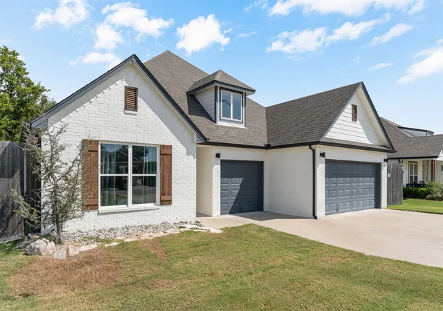 Photo 2 of Single family home for sale at 31485 E 64th Street S, Broken Arrow, OK 74014 | MLS# 2631464 | Listing updated on 2026-09-29
