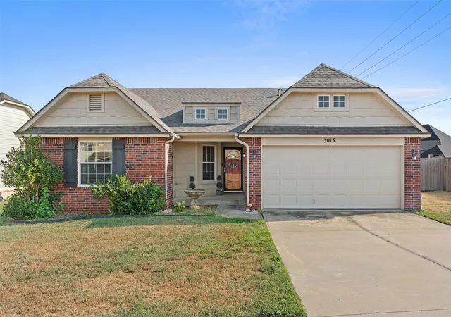 Photo 1 of Sale Pending at 3013 Stonewall Dr, Bartlesville, OK 74006 | MLS# 2632371 | Listing updated on 2026-09-12