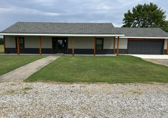Photo 1 of Sale Pending at 190 S 3 Mile, Fort Gibson, OK 74434 | MLS# 2631455 | Listing updated on 2026-09-08