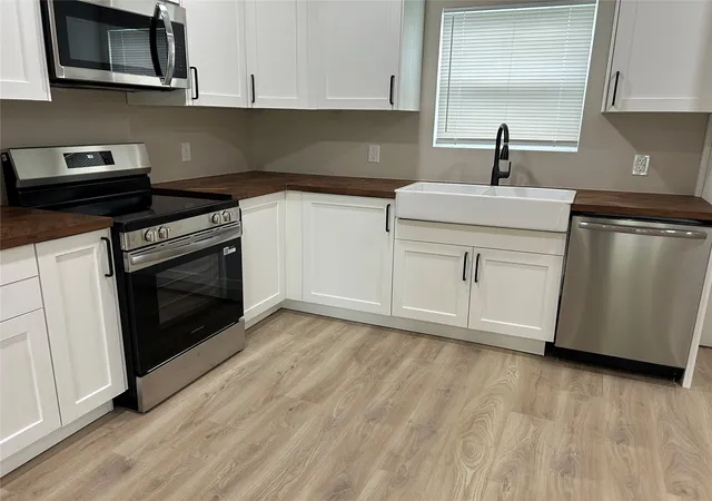Photo 3 of Sale Pending at 190 S 3 Mile, Fort Gibson, OK 74434 | MLS# 2631455 | Listing updated on 2026-09-08
