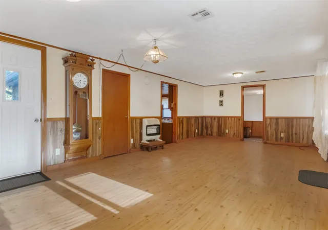 Photo 3 of Single family home for sale at 17600 S 4220 Road, Claremore, OK 74017 | MLS# 2632854 | Listing updated on 2026-09-08