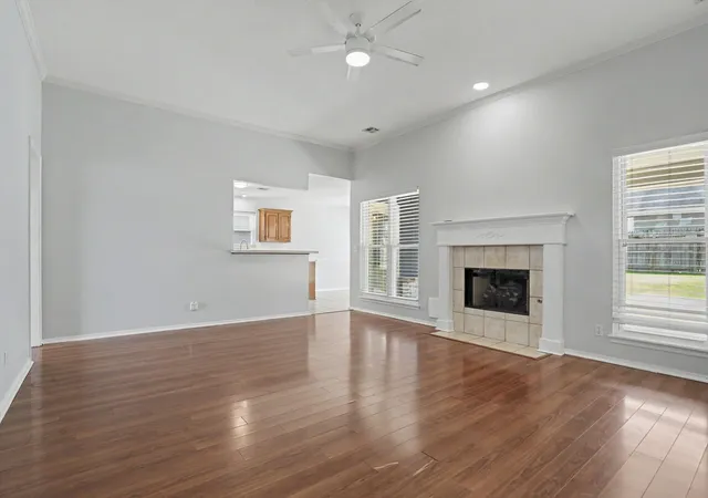 Photo 4 of Single family home for sale at 105 E Indianapolis St, Broken Arrow, OK 74012 | MLS# 2633081 | Listing updated on 2026-09-11