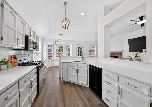 Photo 4 of Single family home for sale at 5400 S Maple Pl, Broken Arrow, OK 74011 | MLS# 2633140 | Listing updated on 2026-09-08