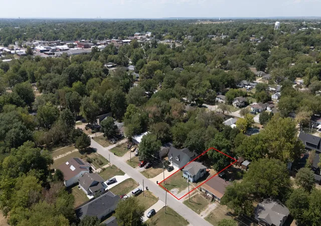 Photo 30 of Sale Pending at 610 N 9th Street, Collinsville, OK 74021 | MLS# 2633127 | Listing updated on 2026-09-11