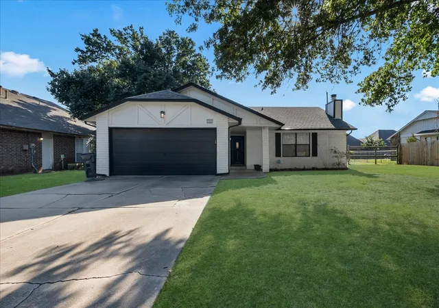 Photo 1 of Single family home for sale at 11435 S Douglas Ave, Jenks, OK 74037 | MLS# 2632747 | Listing updated on 2026-09-09