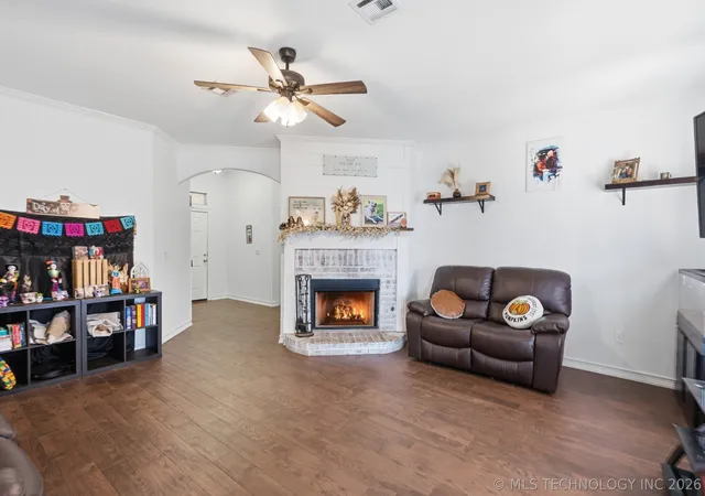 Photo 4 of Single family home for sale at 8140 E Silverado Rd, Claremore, OK 74019 | MLS# 2633172 | Listing updated on 2026-10-05