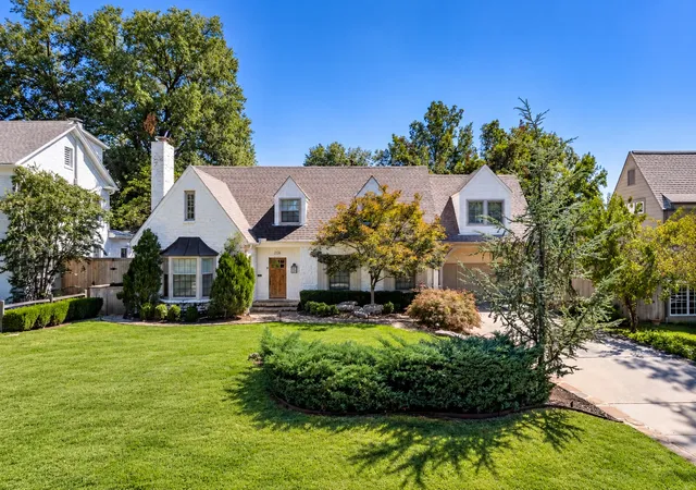 Photo 1 of Sale Pending at 2126 E 24th Street, Tulsa, OK 74114 | MLS# 2632948 | Listing updated on 2026-09-28