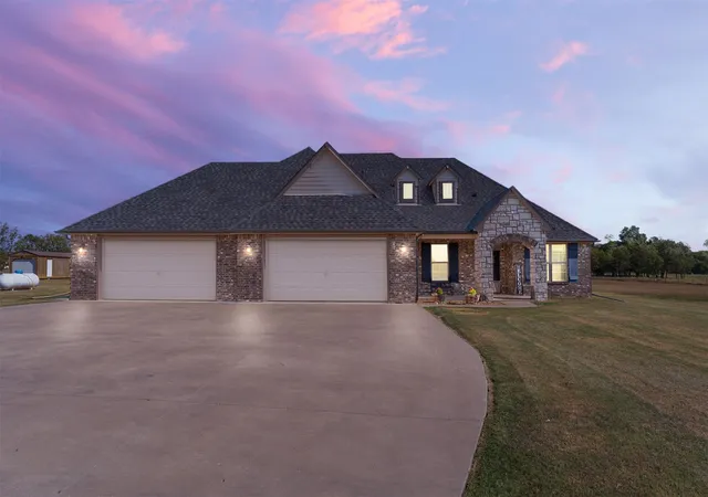 Photo 1 of Sale Pending at 395724 W 4100 Road, Skiatook, OK 74070 | MLS# 2633187 | Listing updated on 2026-09-15