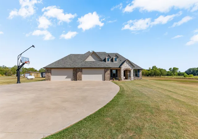 Photo 3 of Sale Pending at 395724 W 4100 Road, Skiatook, OK 74070 | MLS# 2633187 | Listing updated on 2026-09-15