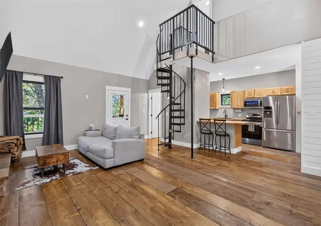 Photo 3 of Single family home for sale at 13063 E 403 Road, Spavinaw, OK 74366 | MLS# 2633043 | Listing updated on 2026-09-11